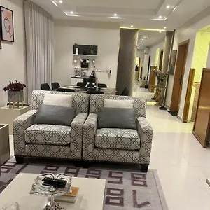 أنيقة واسعة 3 غرف Vip - وصول ذاتي شقة الرياض