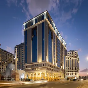 زيارة الفندق
