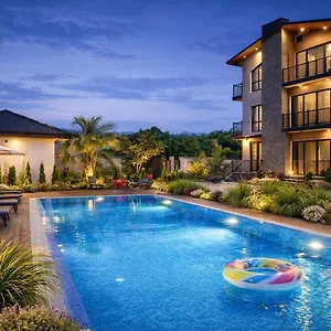 Feel Georgia فيلة باتومي